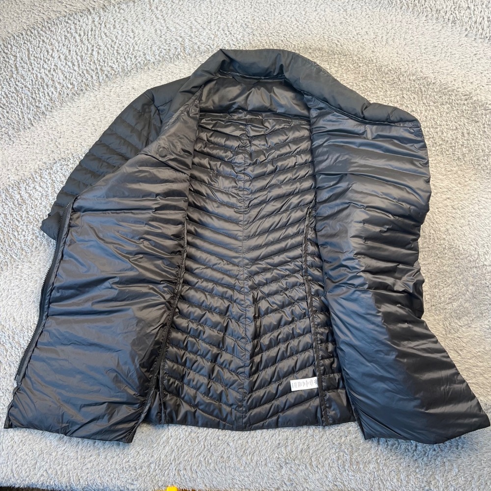 Athleta Black Down Puffer Jacket Women's Medium Downtown Coat 591192 Gorpcore - Picture 4 of 8